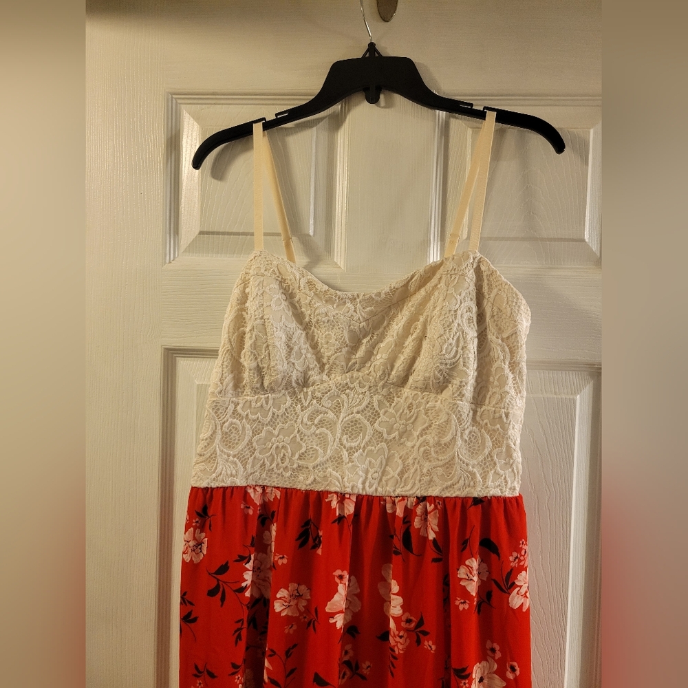 White lace spaghetti strap maxi dress with red bottom&white flowers candies XL